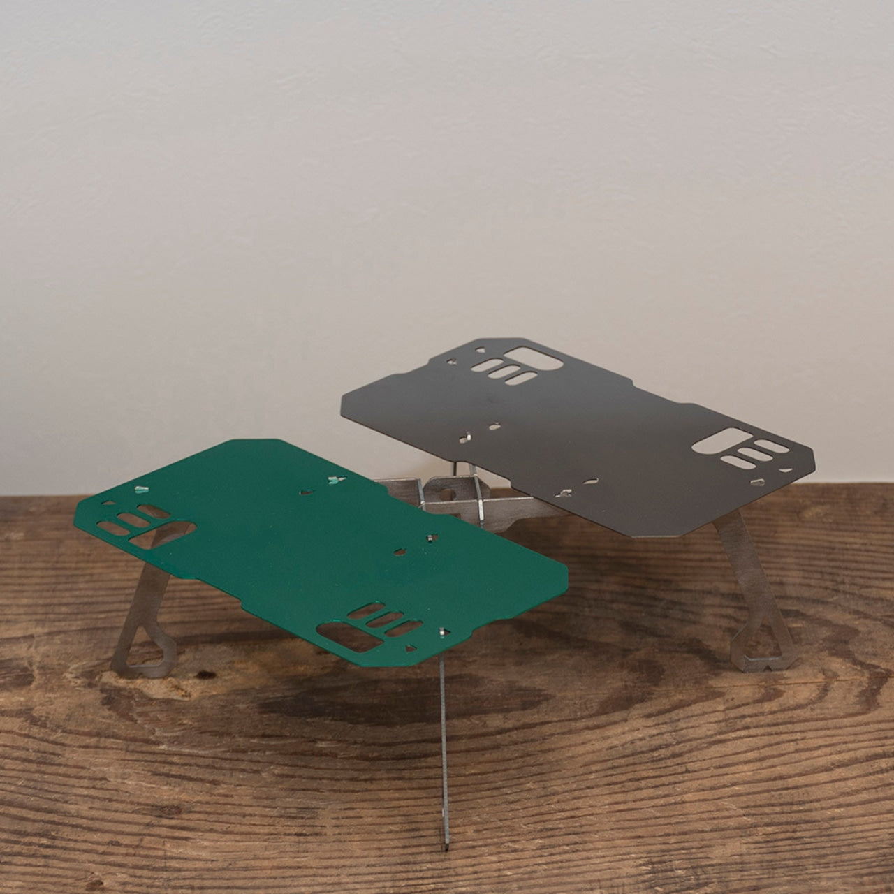 TiNY|Table