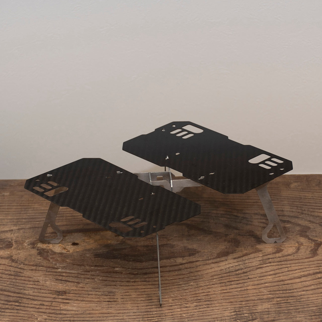 TiNY|Table