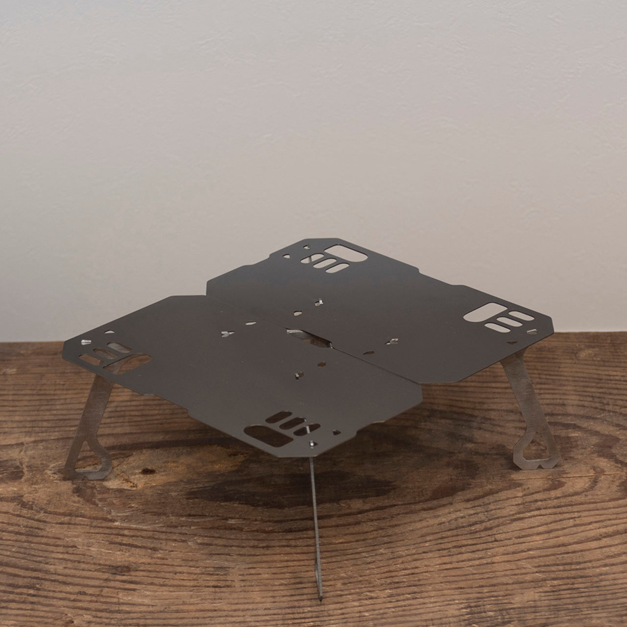 TiNY|Table