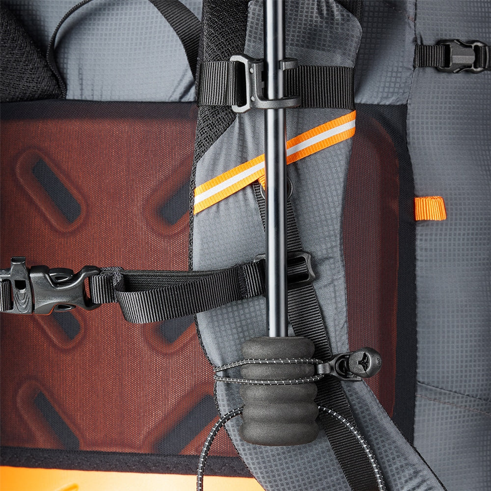 GOSSAMER GEAR｜Handsfree Umbrella Clamp