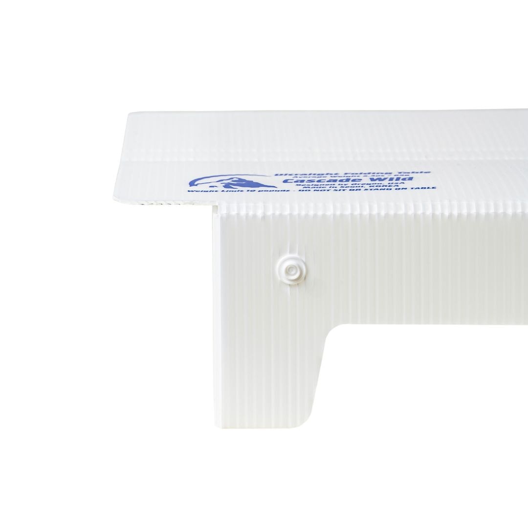 CASCADE WILD｜ ULTRA LIGHT TABLE