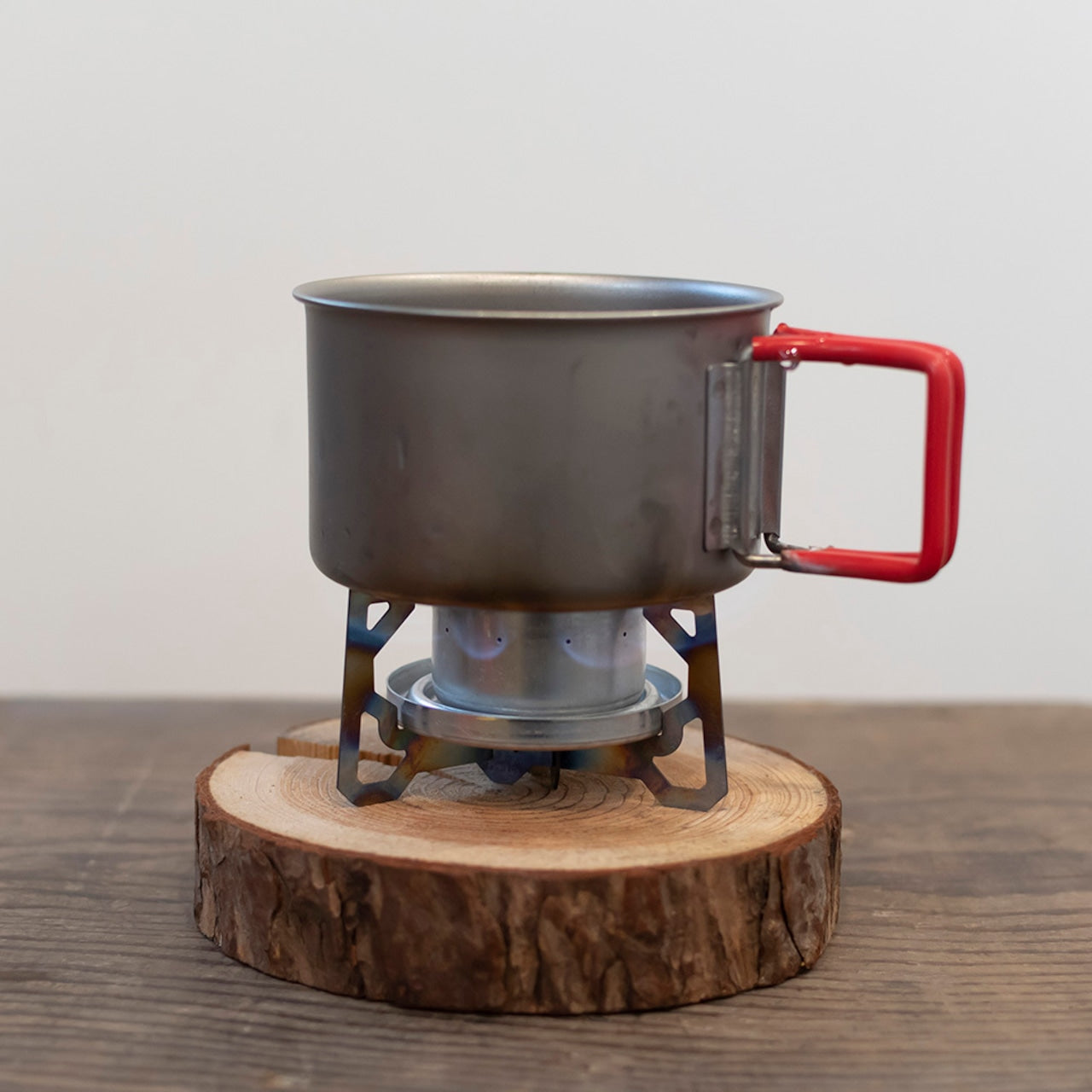 TiNY｜Trivet