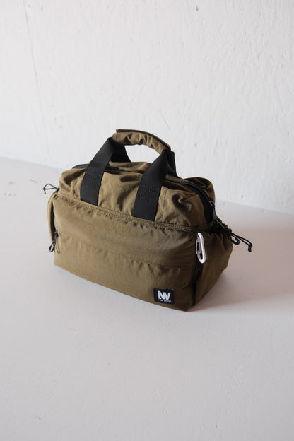 NEVER WASTED｜PLAYRIP MIDDLE BAG