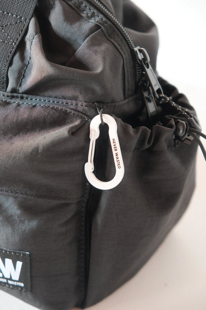 NEVER WASTED｜PLAYRIP MIDDLE BAG